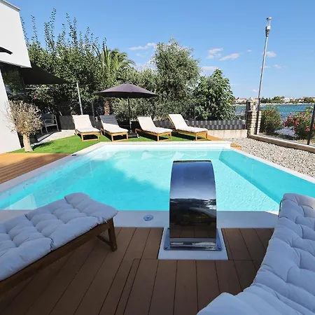 Beachfront Almare Retreat